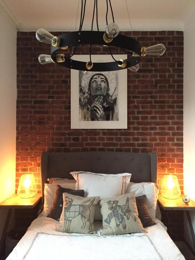 Spacious 1 Bedroom Split Level Old Pub Conversion Tower Bridge London Exterior foto