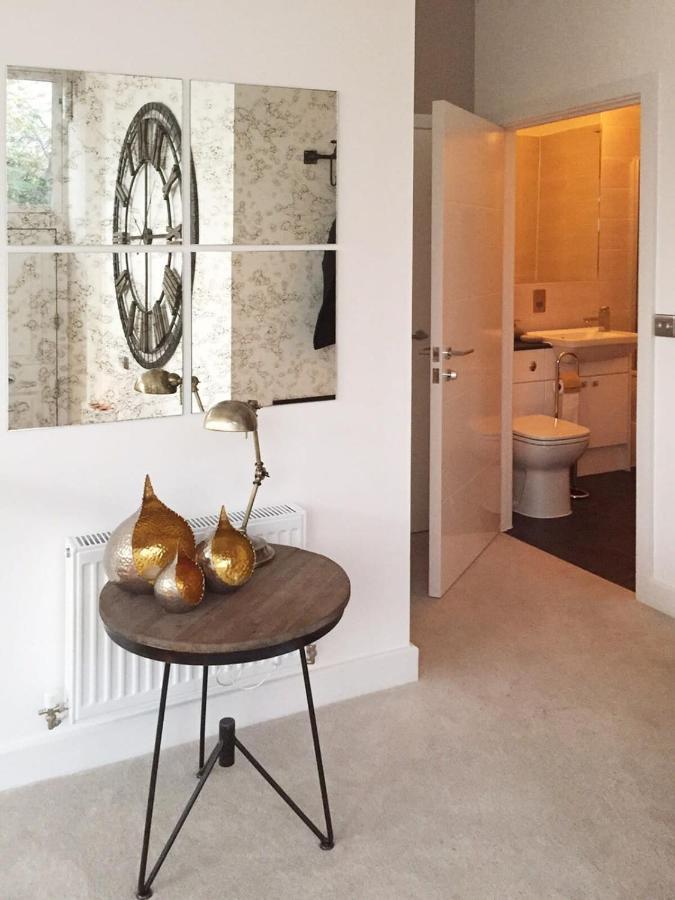 Spacious 1 Bedroom Split Level Old Pub Conversion Tower Bridge London Exterior foto